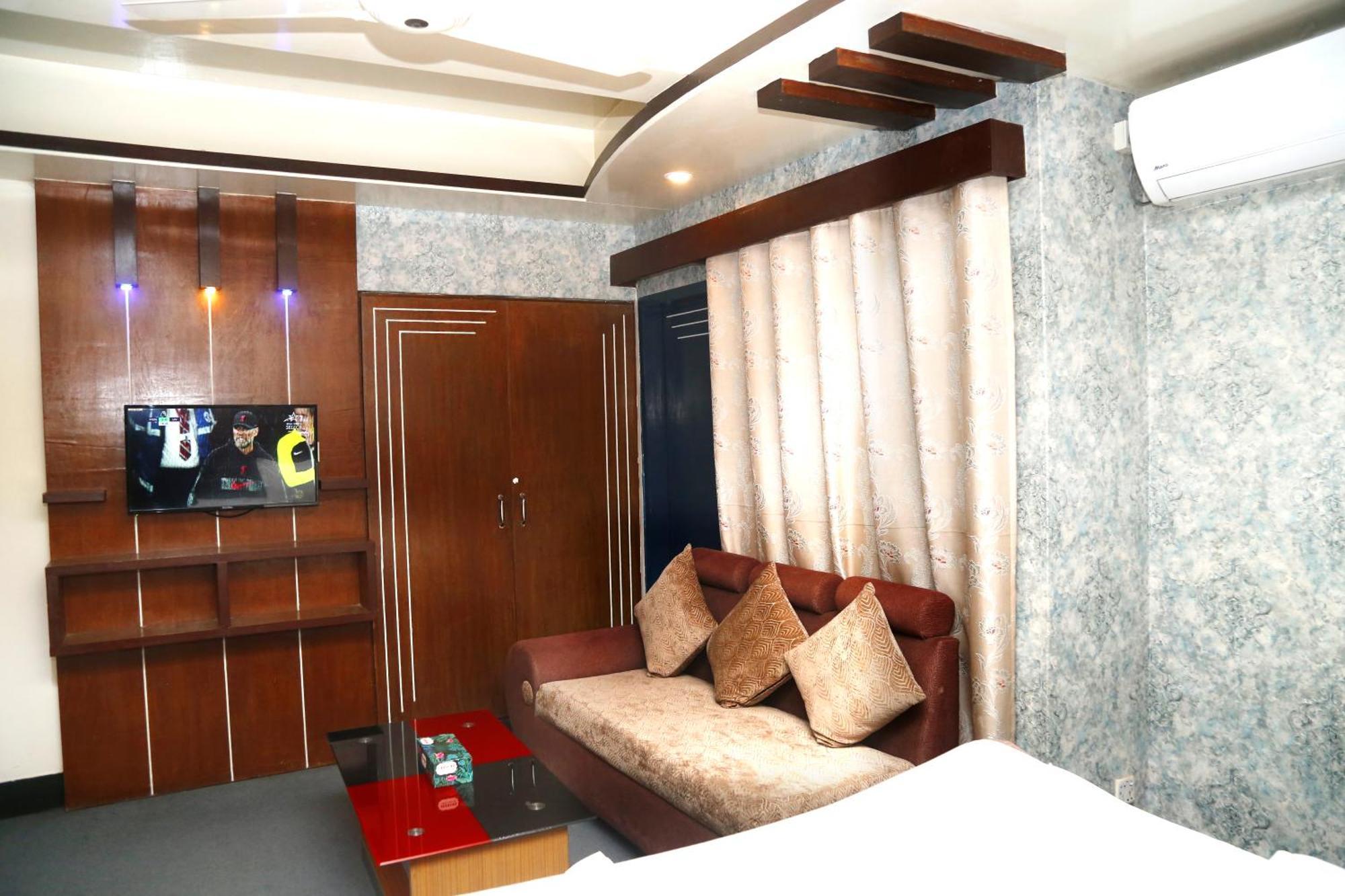 Hotel Blue Bird Dhaka Exterior photo