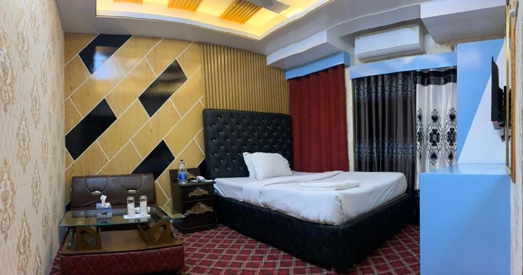 Hotel Blue Bird Dhaka Room photo