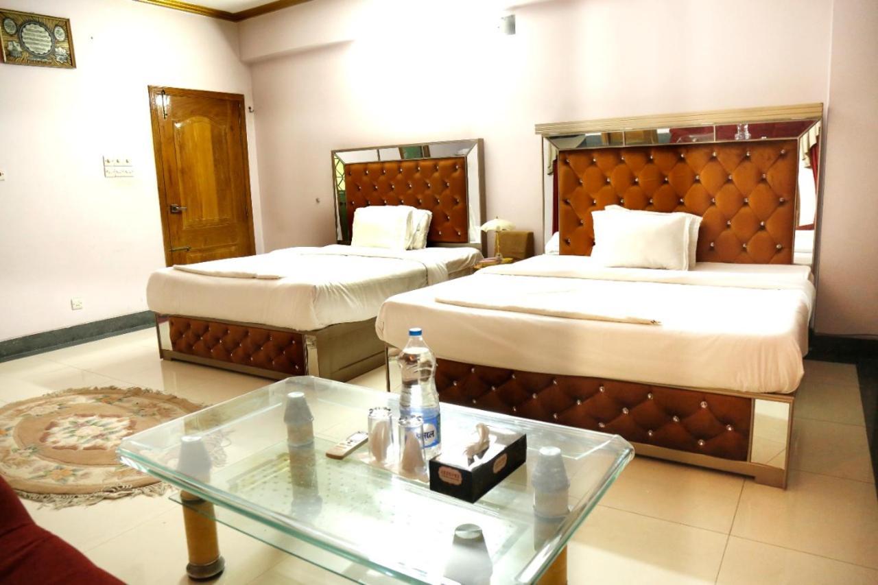 Hotel Blue Bird Dhaka Room photo